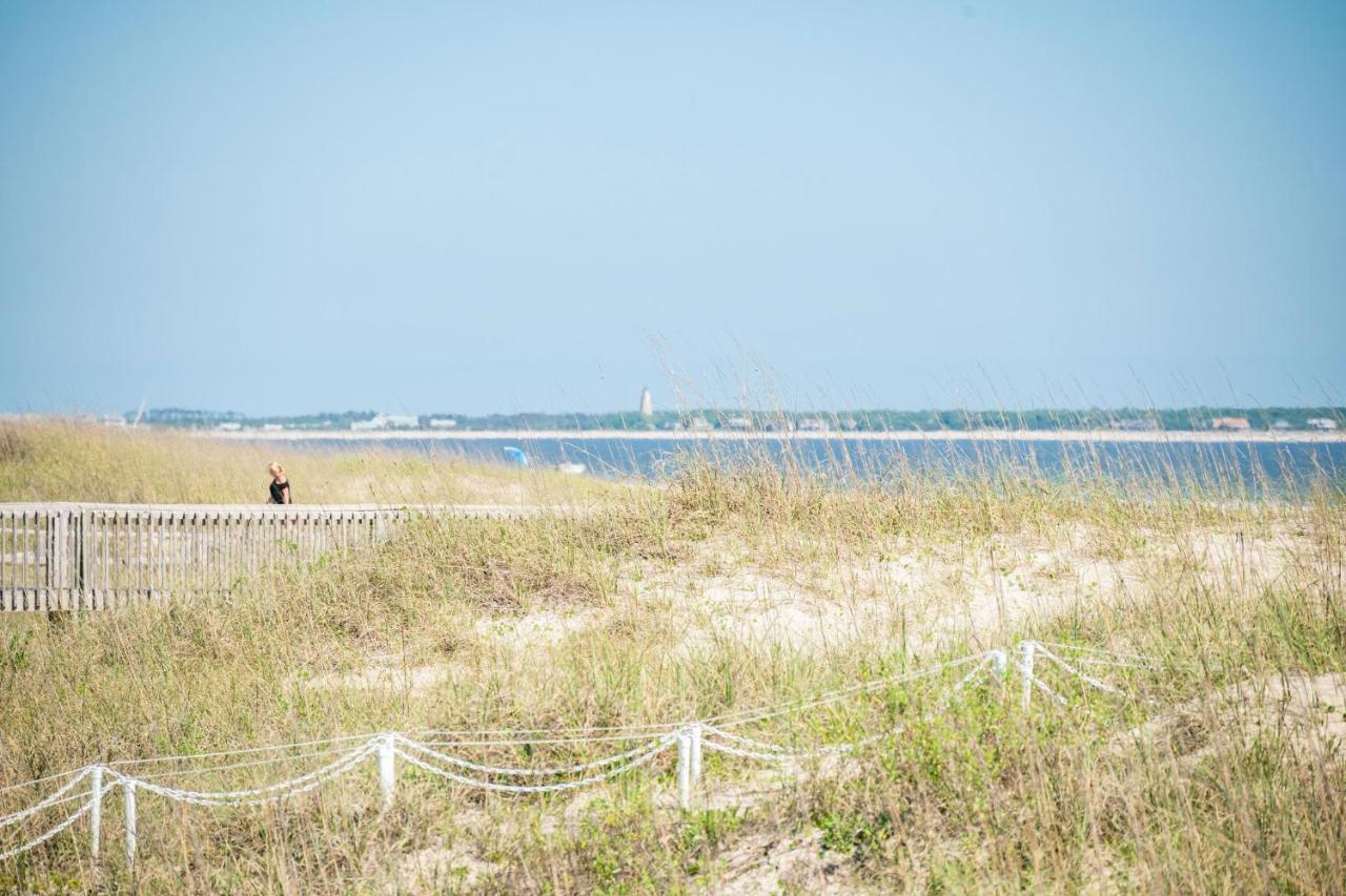 Katie Lou'S Place By Oak Island Accommodations Caswell Beach Exterior foto