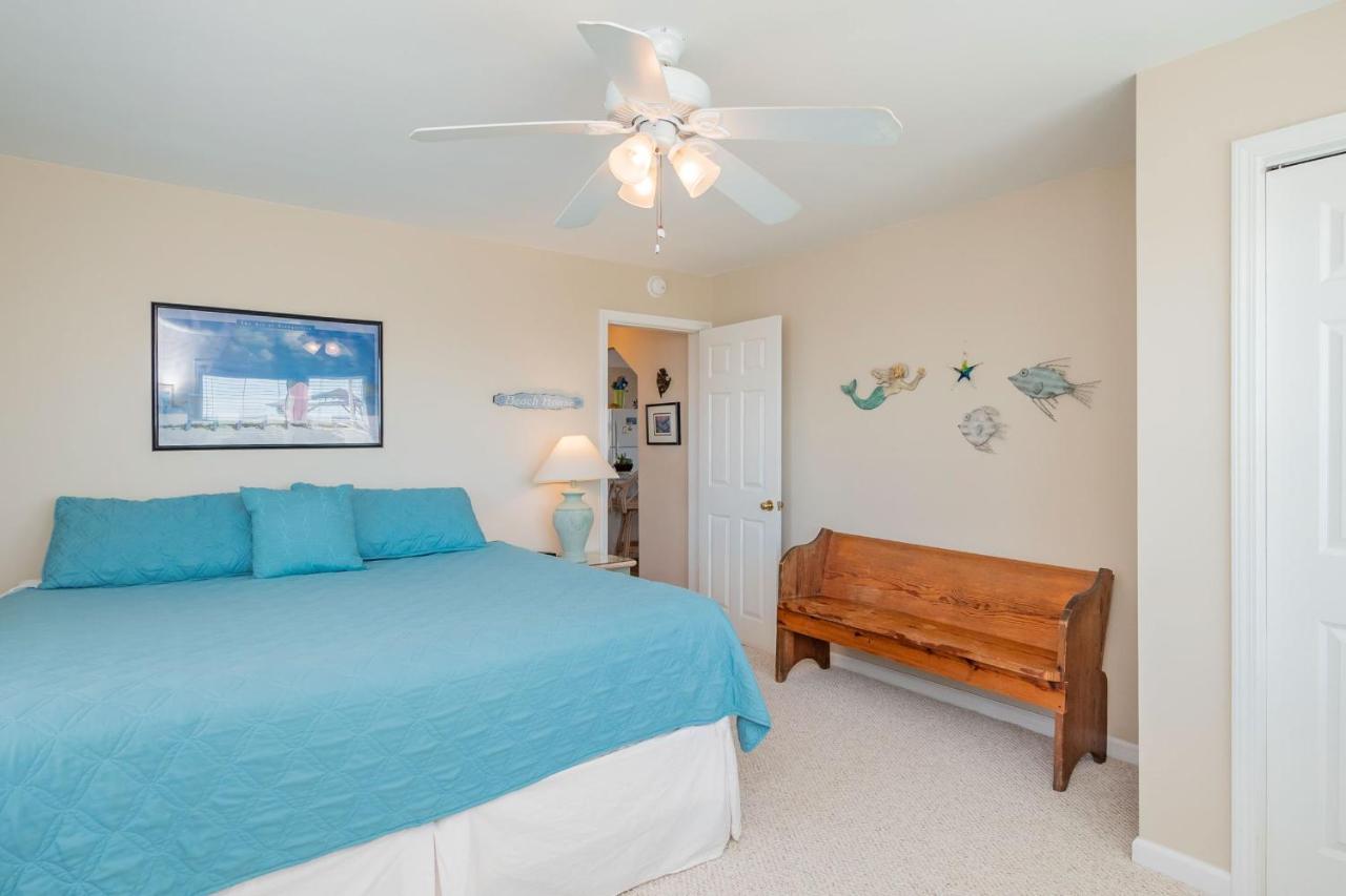 Katie Lou'S Place By Oak Island Accommodations Caswell Beach Exterior foto