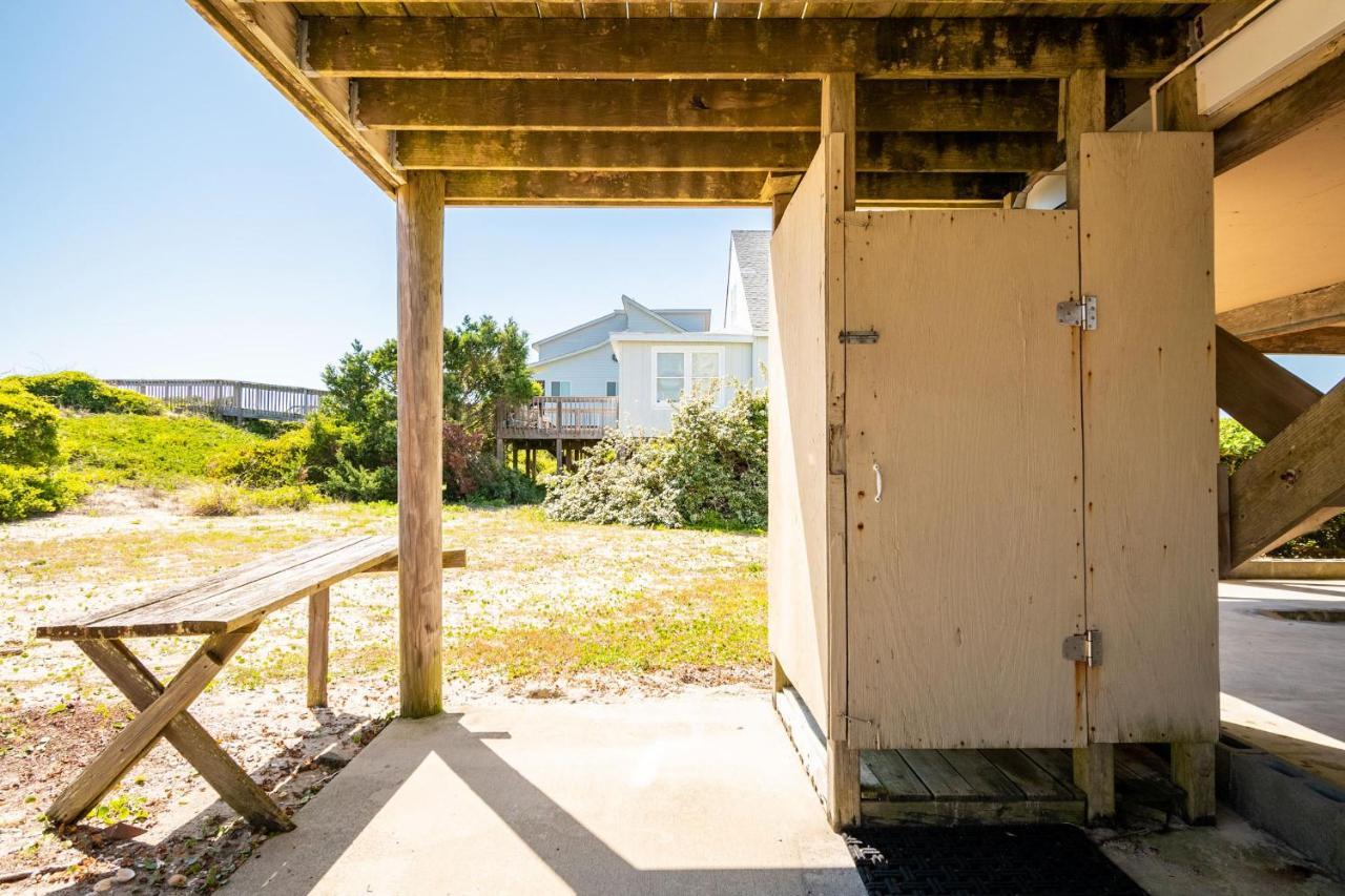 Katie Lou'S Place By Oak Island Accommodations Caswell Beach Exterior foto